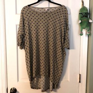 Disney LulaRoe Minnie Mouse Print Irma Highlow Tunic Top